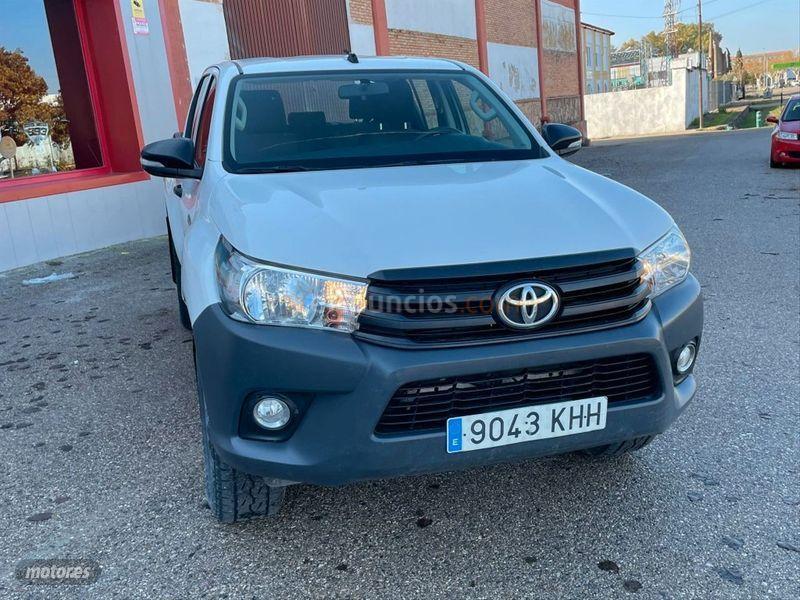 Toyota Hilux 2.4 D4D Cabina Doble GX de 2018 con 179.200 Km por 20.990 EUR. en Ciudad Real