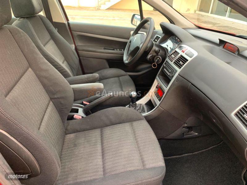 Peugeot 307 SW 1.6 de 2007 con 150.000 Km por 3.500 EUR. en Barcelona