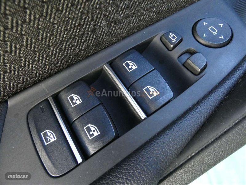 BMW Serie 5 520dA Touring de 2017 con 62.000 Km por 31.990 EUR. en Madrid