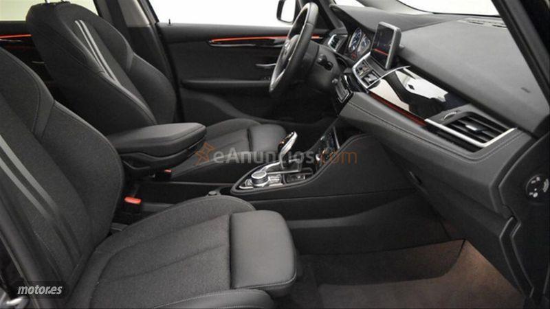BMW Serie 2 Gran Tourer 218d de 2021 con 15.536 Km por 31.999 EUR. en Madrid