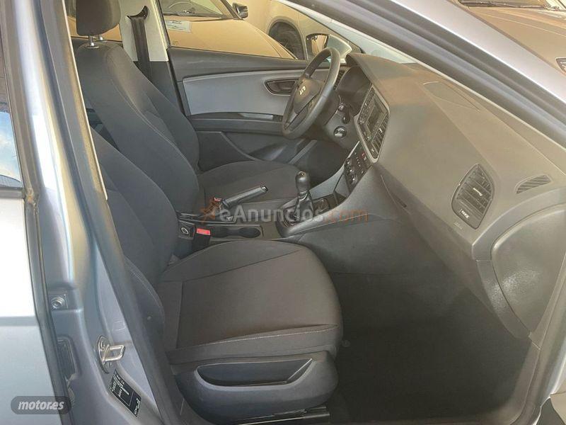 Seat Leon ST 1.6 TDI 85kW 115CV StSp Reference de 2018 con 69.999 Km por 14.900 EUR. en Malaga