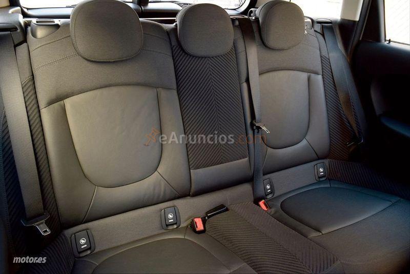 Mini Clubman COOPER de 2016 con 55.100 Km por 18.900 EUR. en Madrid
