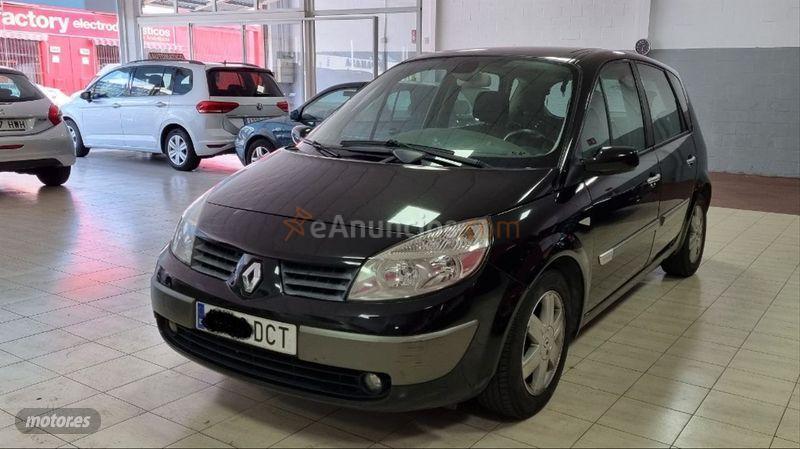 Renault Scenic CONFORT DYNAMIQUE 1.9DCI de 2005 con 128.000 Km por 3.950 EUR. en Malaga