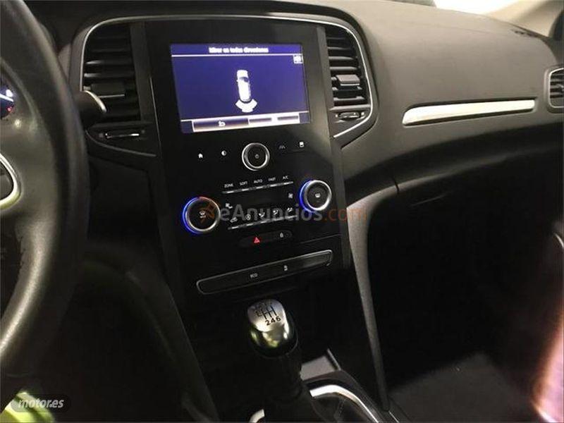 Renault Megane Sp. Tourer Zen En. TCe 97kW 130CV de 2017 con 42.410 Km por 16.900 EUR. en Barcelona