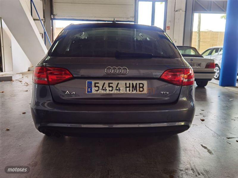 Audi A4 Avant 2.0 TDI 177cv multitronic de 2012 con 159.000 Km por 12.900 EUR. en Barcelona