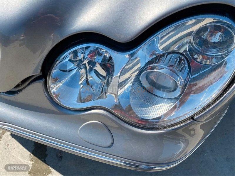 Mercedes Clase C C 200 K ELEGANCE de 2005 con 185.170 Km por 7.999 EUR. en Madrid