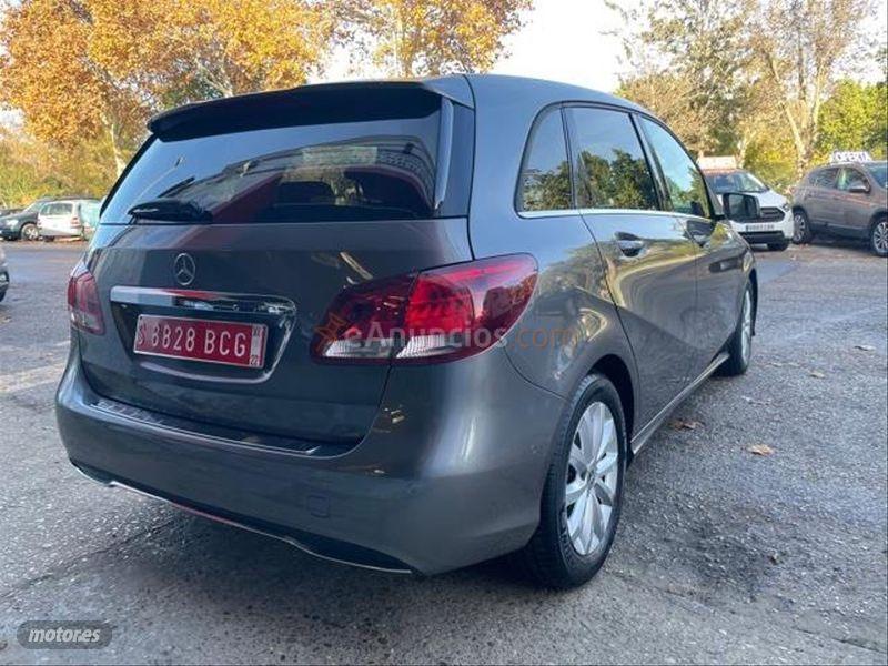 Mercedes Clase B B 180 d de 2017 con 49.800 Km por 20.600 EUR. en Cadiz