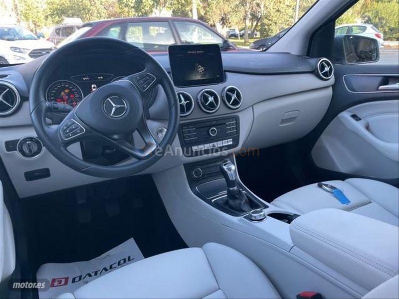 Mercedes Clase B B 180 d de 2017 con 49.800 Km por 20.600 EUR. en Cadiz