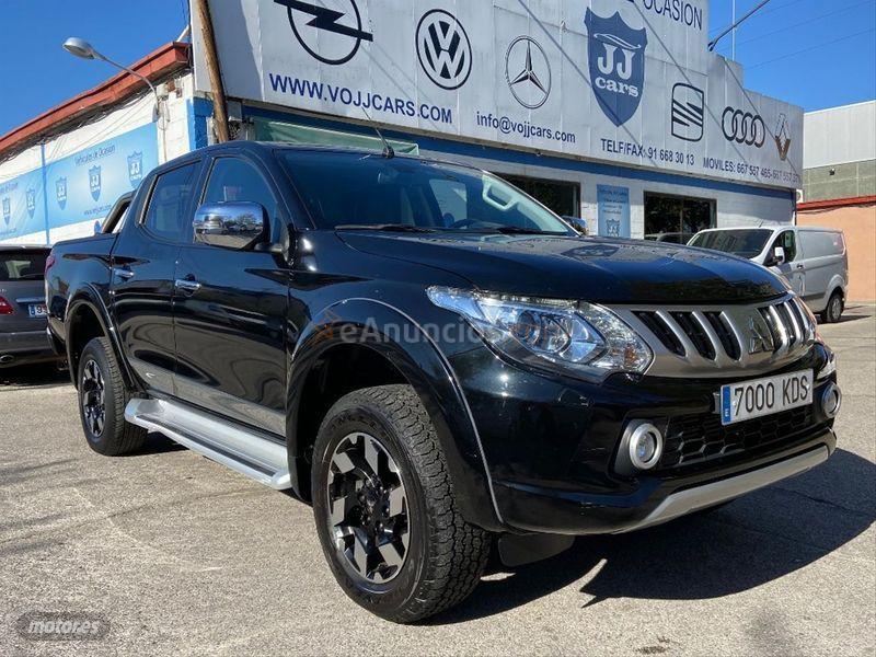 Mitsubishi L 200 DC 300 DID Kaiteki Auto de 2017 con 28.990 Km por 28.990 EUR. en Madrid