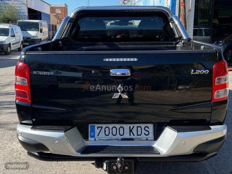 Mitsubishi L 200 DC 300 DID Kaiteki Auto de 2017 con 28.990 Km por 28.990 EUR. en Madrid