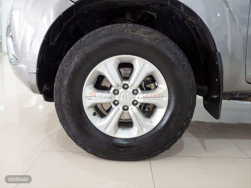 Nissan Navara D. Cab. 2.3dCi EU6 120kW NConnecta de 2018 con 147.602 Km por 22.500 EUR. en Malaga