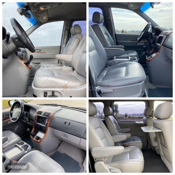 Kia Carnival 2.9 CRDi EX de 2006 con 221.000 Km por 3.900 EUR. en Ciudad Real