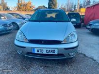 Ford Focus 1.6 GHIA de 2002 con 200.000 Km por 1.499 EUR. en Zaragoza