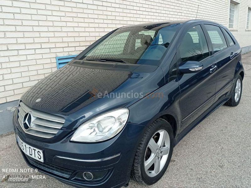 Mercedes Clase B B 200 CDI de 2005 con 235.000 Km por 5.200 EUR. en Madrid