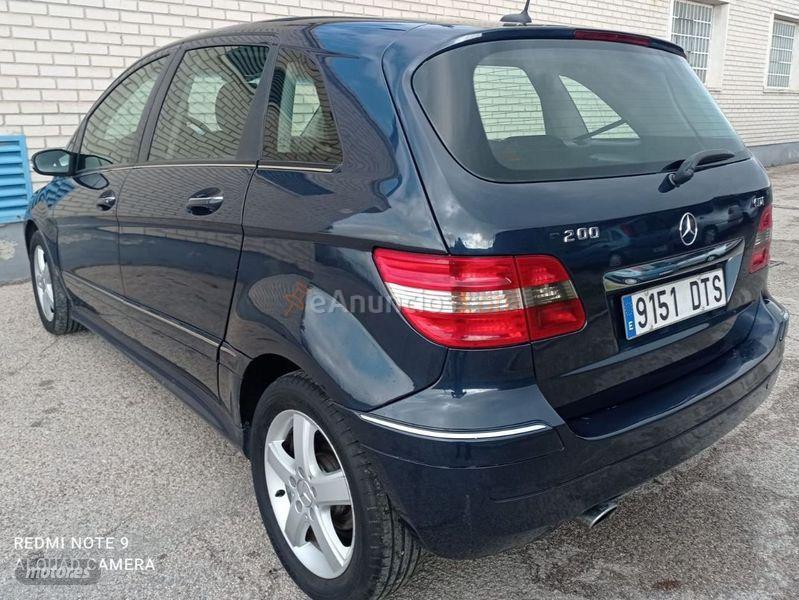 Mercedes Clase B B 200 CDI de 2005 con 235.000 Km por 5.200 EUR. en Madrid