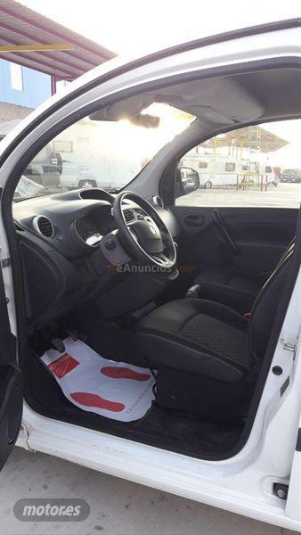 Renault Kangoo Combi Emotion M1AF Energy dCi 75 Euro 6 de 2016 con 230.000 Km por 8.200 EUR. en Murcia
