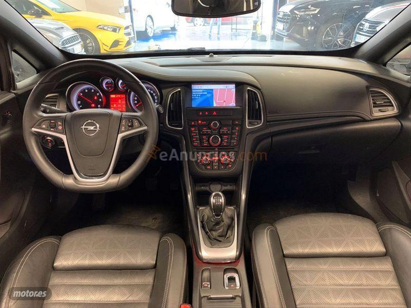 Opel Cabrio 2.0 CDTi SS 165 CV Excellence de 2013 con 73.000 Km por 14.990 EUR. en Madrid