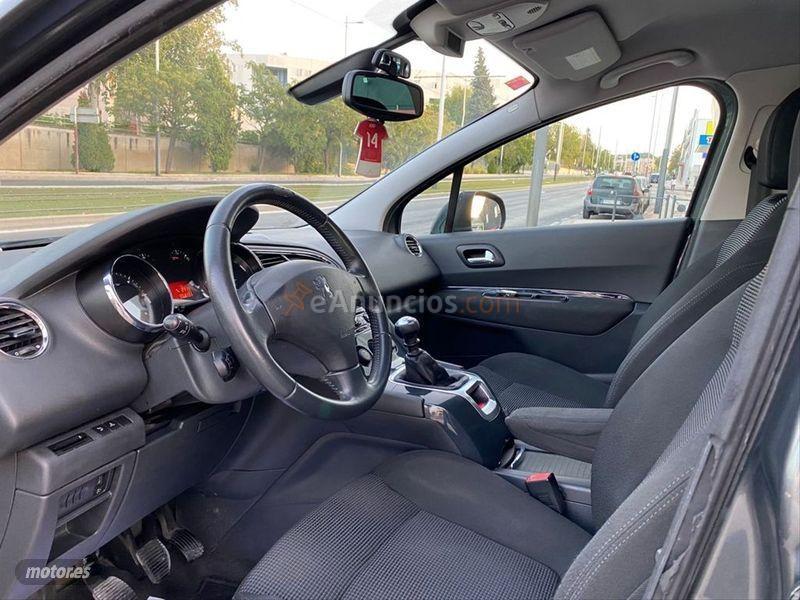 Peugeot 5008 Premium 1.6 HDI 110 FAP de 2010 con 285.000 Km por 3.990 EUR. en Jaen