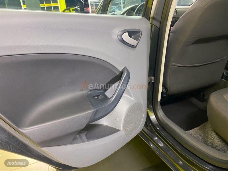 Seat Ibiza ST 1.6 TDI 105cv Style DPF de 2011 con 145.000 Km por 6.990 EUR. en La Coruna