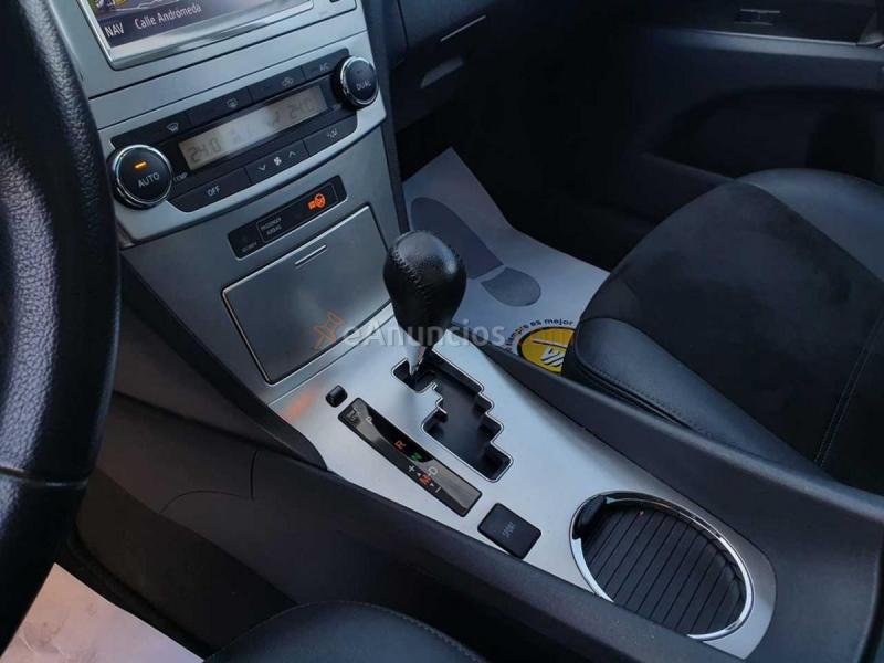 Toyota Avensis 150 Executive MultiDrive Cross Sport 