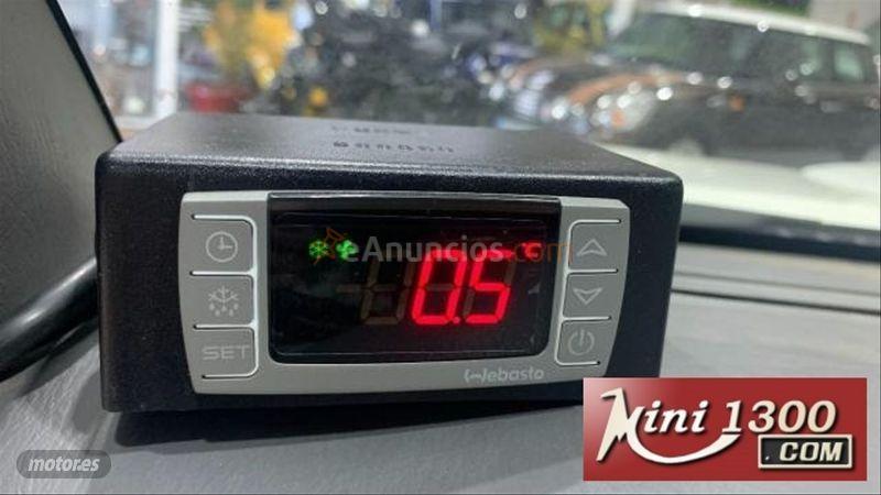 Nissan Pick up 4X4 Navara de 2004 con 270.000 Km por 4.950 EUR. en Malaga