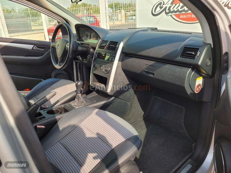 Mercedes Clase A A 150 AVANTGARDE de 2006 con 56.000 Km por 4.990 EUR. en Alicante