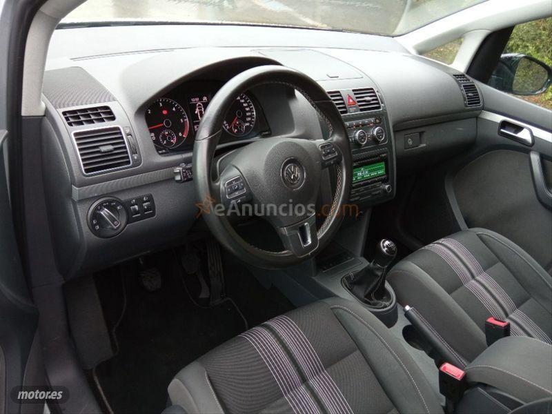 Volkswagen Touran 2.0 TDI 140cv Sport de 2012 con 199.990 Km por 9.700 EUR. en La Coruna