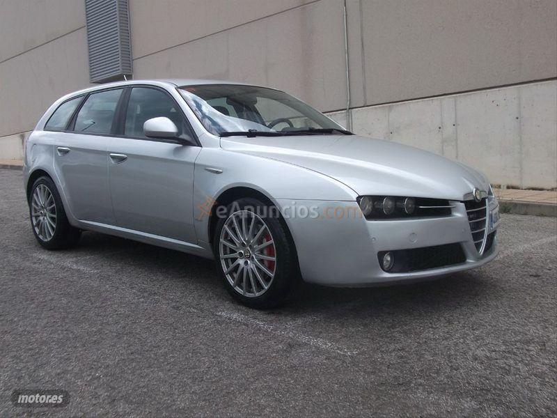 Alfa Romeo 159 2.4 JTD QTronic Selective Sportwagon de 2006 con 310.000 Km por 3.300 EUR. en Navarra