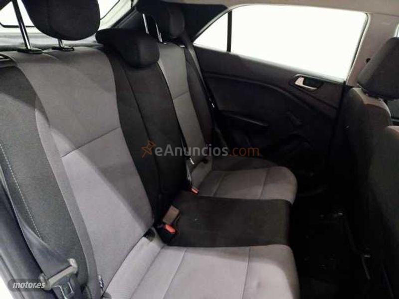 Hyundai i20 1.2 MPI Essence LE de 2019 con 22.614 Km por 12.900 EUR. en Ourense