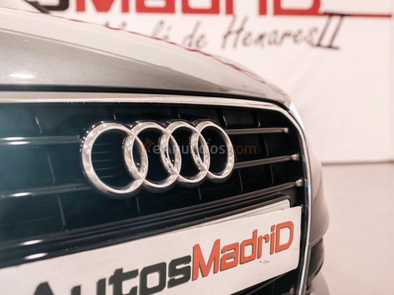 Audi A3 1.6 TDI clean d 110CV S line edition