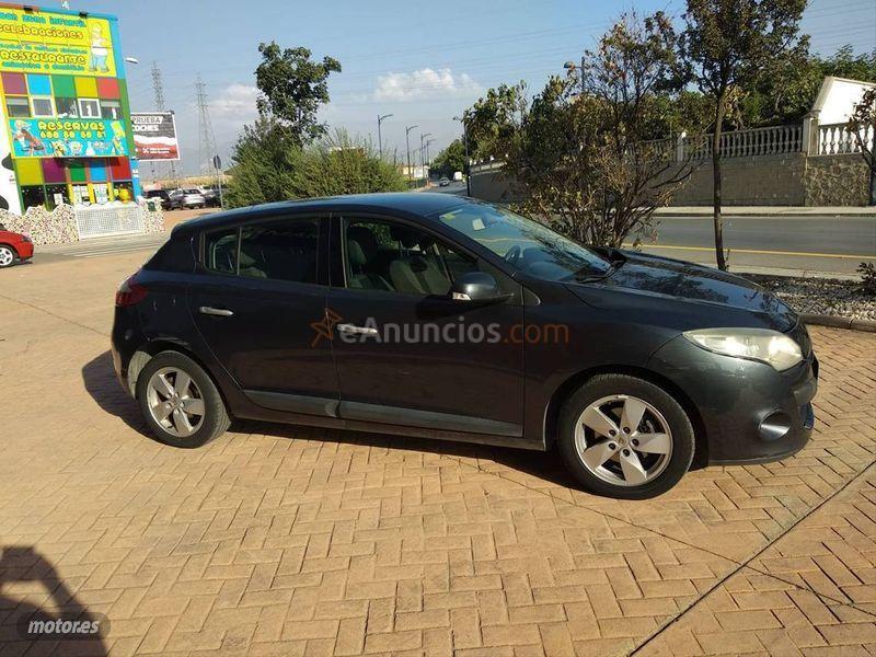 Renault Megane Sport Tourer Dynamique 1.5dCi 105cv eco2 de 2009 con 153.000 Km por 6.450 EUR. en Granada
