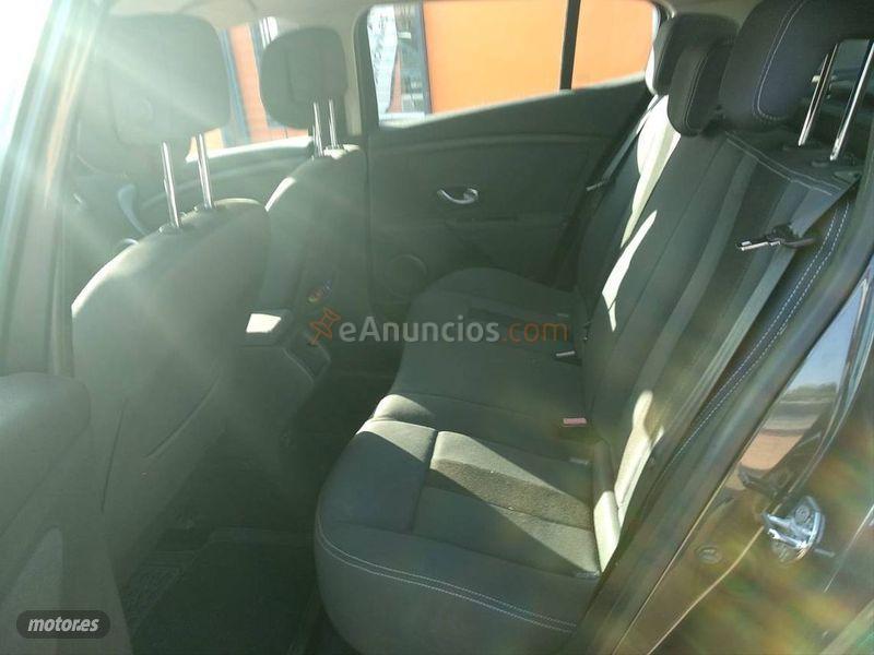 Renault Megane Sport Tourer Dynamique 1.5dCi 105cv eco2 de 2009 con 153.000 Km por 6.450 EUR. en Granada