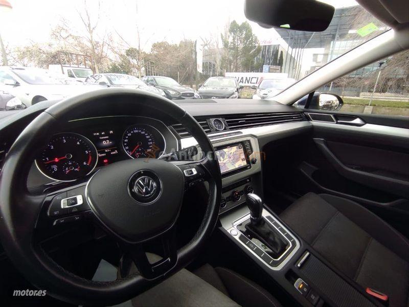 Volkswagen Passat Variant Advance 2.0 TDI 150CV BMT DSG de 2016 con 100.000 Km por 14.900 EUR. en Madrid