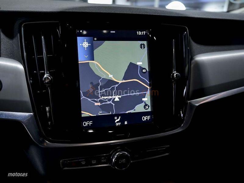 Volvo V 90 2.0 D3 Momentum de 2020 con 52.608 Km por 27.990 EUR. en Madrid