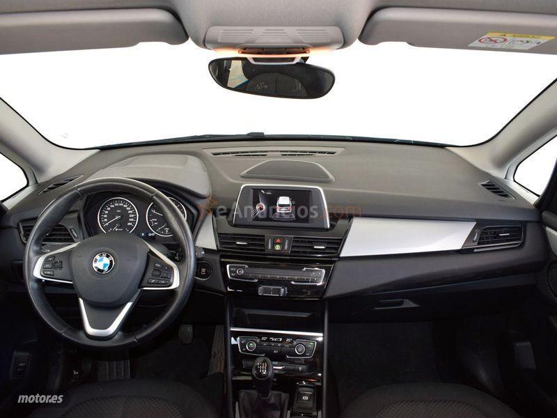 BMW Serie 2 Gran Tourer 216d de 2017 con 102.026 Km por 15.990 EUR. en Sevilla