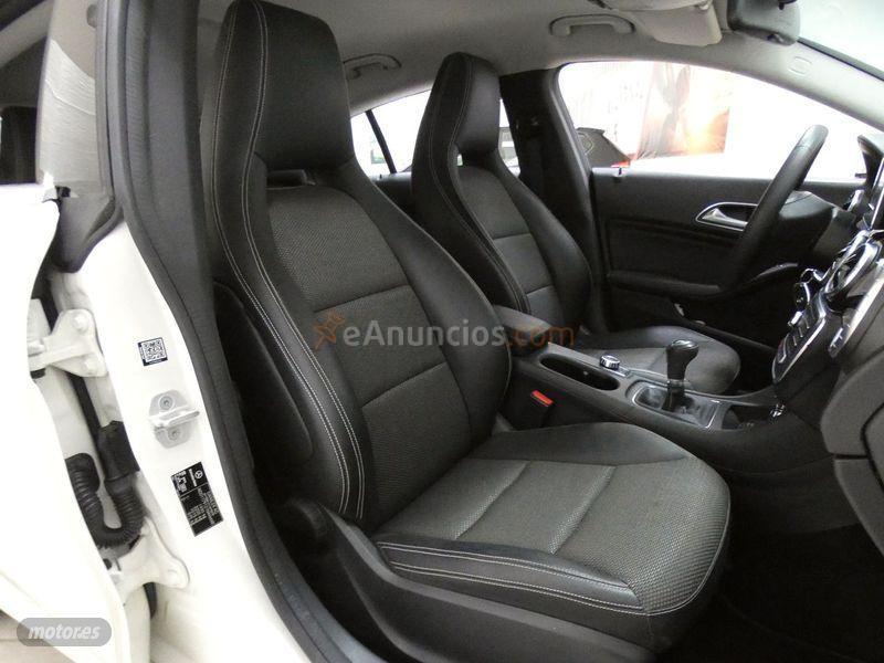 Mercedes Clase CLA CLA 200 d Shooting Brake de 2016 con 104.604 Km por 18.990 EUR. en Alicante