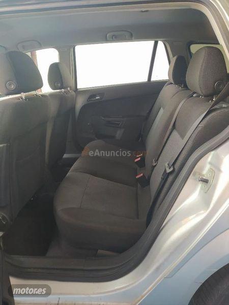Opel Astra 1.9 CDTi Cosmo 120 CV SW de 2005 con 250.000 Km por 2.490 EUR. en Madrid
