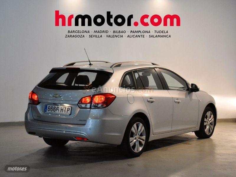 Chevrolet Cruze 1.4 LTZ de 2014 con 97.770 Km por 8.990 EUR. en Sevilla