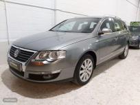 Volkswagen Passat Variant 2.0 TDI 140cv DPF Highline de 2007 con 200.000 Km por 4.800 EUR. en Sevilla