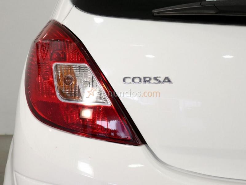 Opel Corsa 1.2 Selective 85 CV 