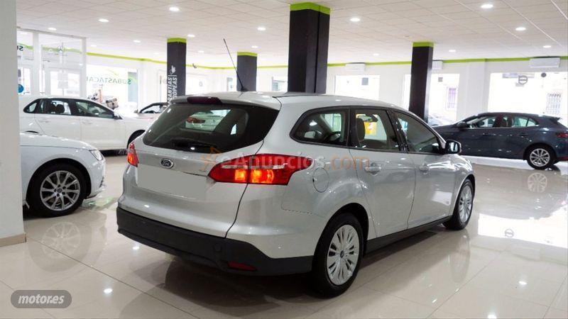 Ford Focus 1.5 TDCi E6 95cv Trend Sportbreak de 2016 con 164.878 Km por 7.700 EUR. en Badajoz