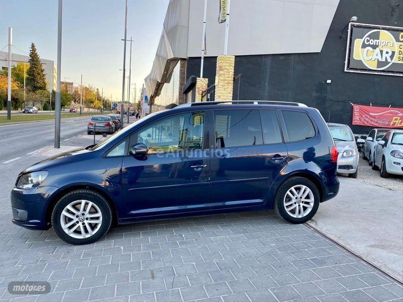Volkswagen Touran 2.0 TDI 140cv Sport de 2012 con 210.000 Km por 9.990 EUR. en Jaen