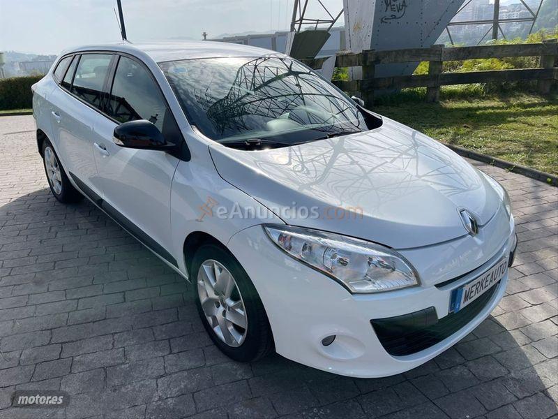 Renault Megane Sport Tourer Business dCi 90 eco2 de 2012 con 170.000 Km por 6.700 EUR. en Guipuzcoa