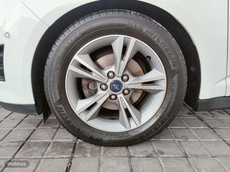 Ford C-Max 1.0 EcoBoost 125CV Trend de 2015 con 118.000 Km por 8.590 EUR. en Las Palmas