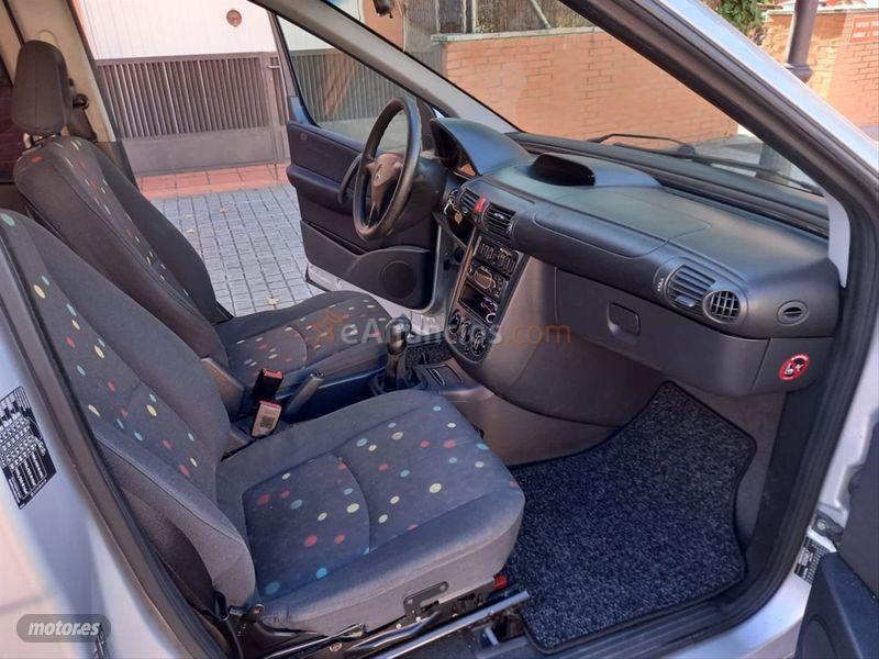 Mercedes Viano 2.0 CDI Ambiente Compacta de 2004 con 237.890 Km por 3.950 EUR. en Palencia