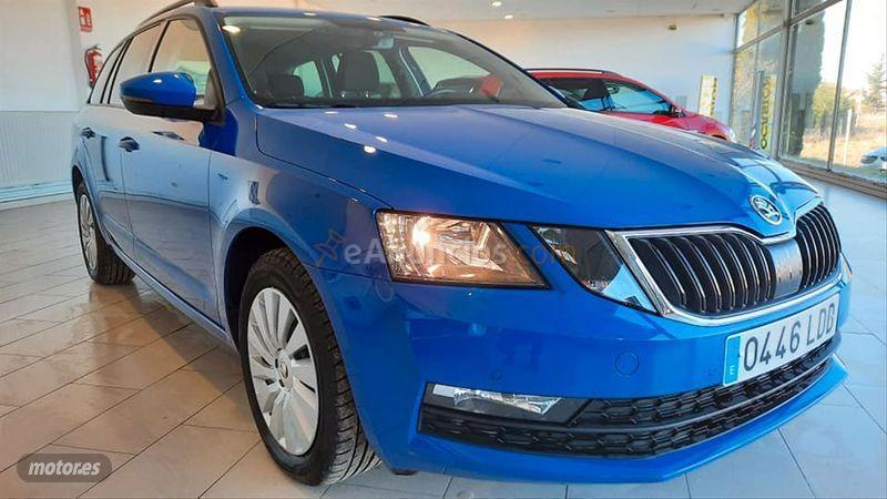 Skoda Octavia Combi 1.6 TDI CR 85KW 115CV Ambition de 2019 con 48.440 Km por 17.400 EUR. en Palencia