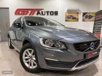 Volvo V 60 2.0 D3 Kinetic Auto de 2016 con 82.000 Km por 19.990 EUR. en Malaga