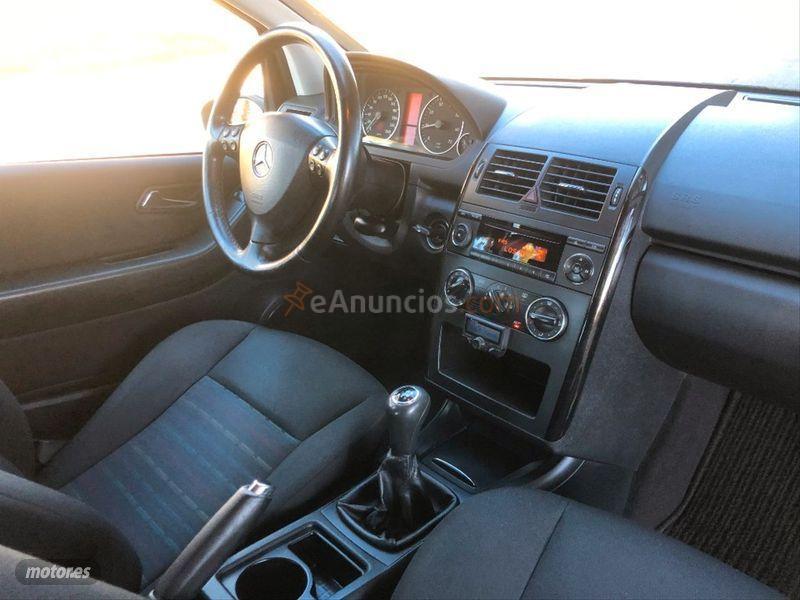 Mercedes Clase A A 150 CLASSIC de 2005 con 118.600 Km por 4.490 EUR. en Malaga