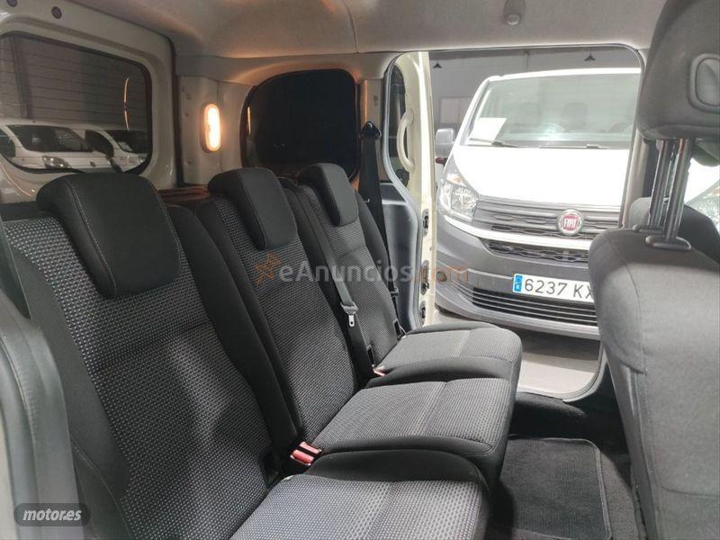 Mercedes Citan 109 CDI Tourer Select Largo de 2016 con 180.000 Km por 8.900 EUR. en Lugo