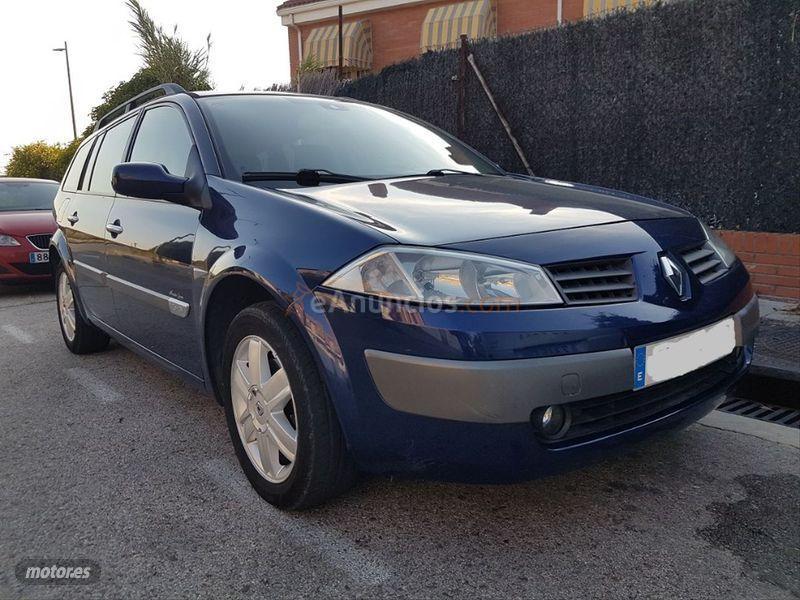 Renault Megane GRAND TOUR CONFORT EXPRESSION 1.6 16V de 2004 con 210.000 Km por 2.350 EUR. en Madrid